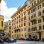 Porta Castello Charme Rome