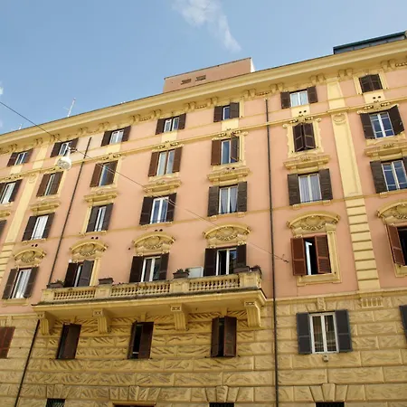 Apartment Porta Castello Charme Rome