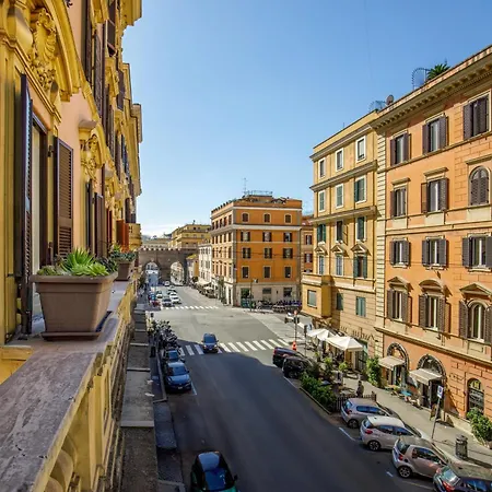 Porta Castello Charme Rome