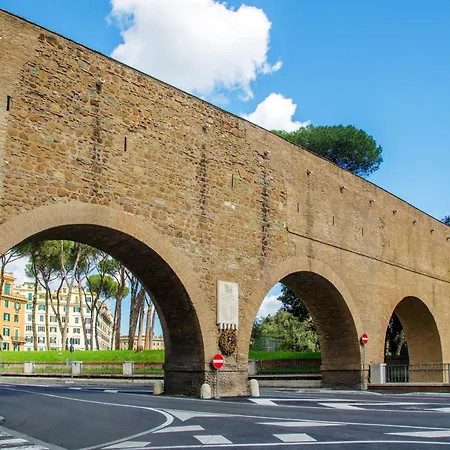 Porta Castello Charme 아파트 *